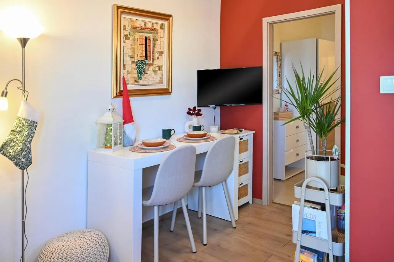 Apartment Opatija With Garden And Seaview Opric 0*,