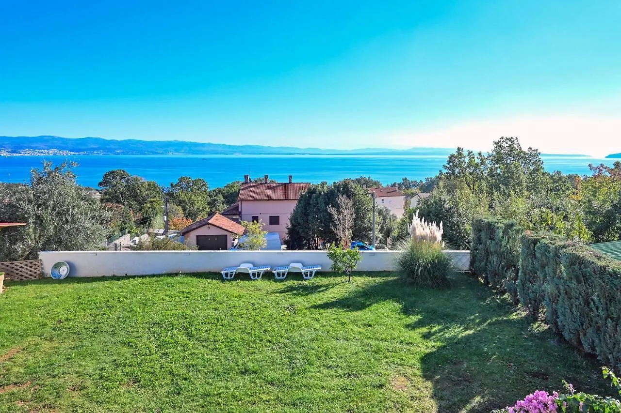 Apartment Opatija With Garden And Seaview Opric