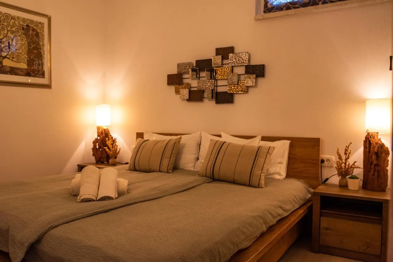 Apartment Opatija With Garden And Seaview Opric
